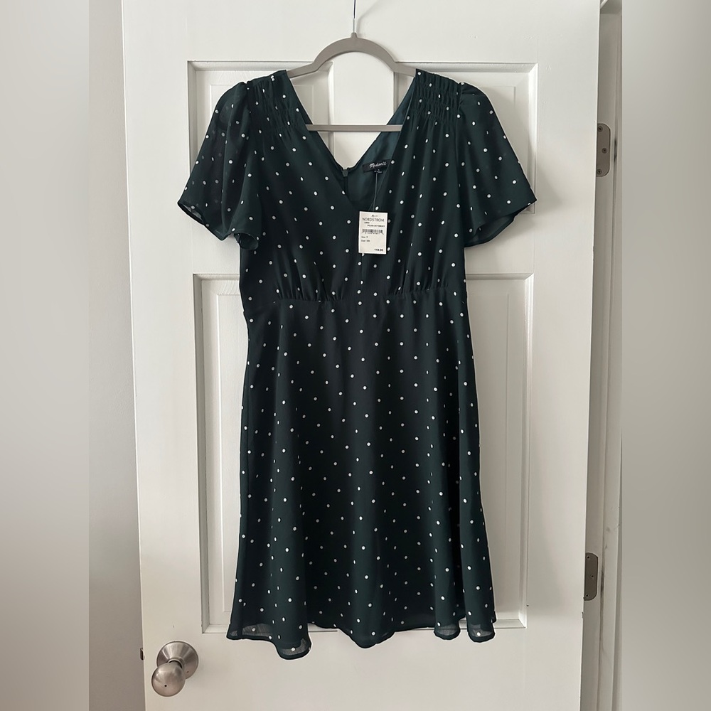 NWT Madewell 50s Style Polka Dot Smocked Shoulder Short Sleeve V Neck Dress